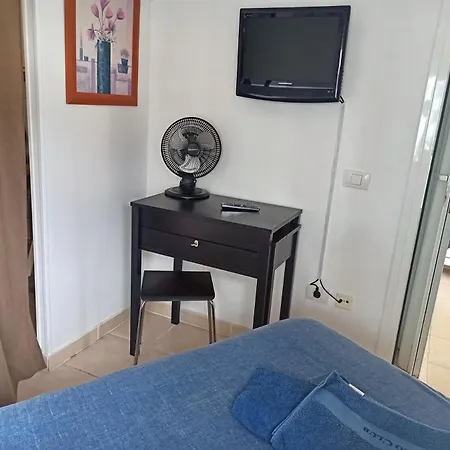 Apartamento Cozy In The Center Of On The 1st Coastline