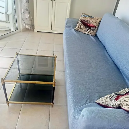 Apartamento Cozy In The Center Of On The 1st Coastline *