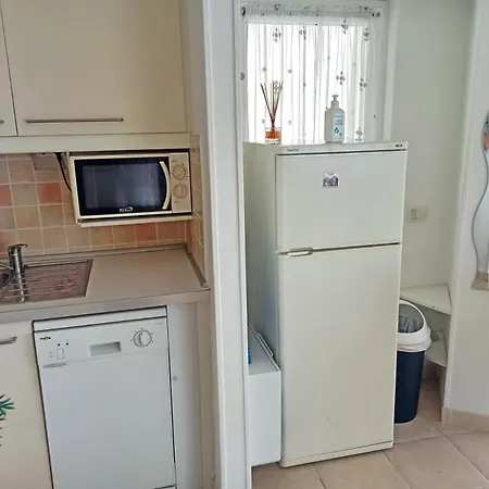 Apartamento Cozy In The Center Of On The 1st Coastline